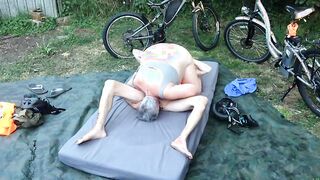 Cyclists’ 69 outdoors! Single angle point n shoot. LittleKiwi brings awesome homemade mature content, everytime.