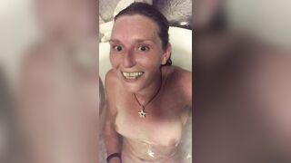 A seriously needed mega intense orgasm in the bath after over 30 hours of travelling